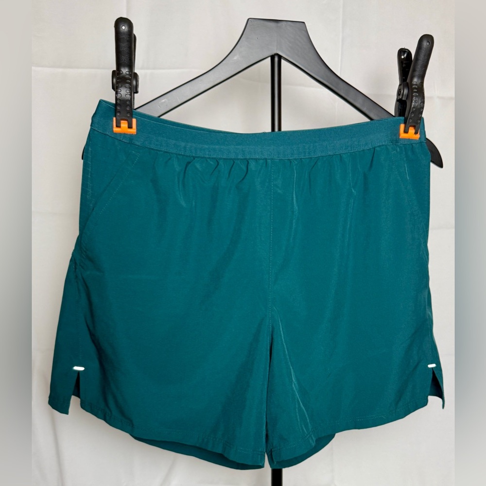 Old Navy Men's Performance Vent Run Shorts - 5” Inseam